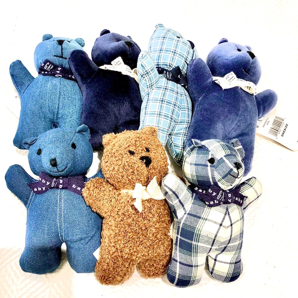 NWT gapkids stuffed bears 7qty